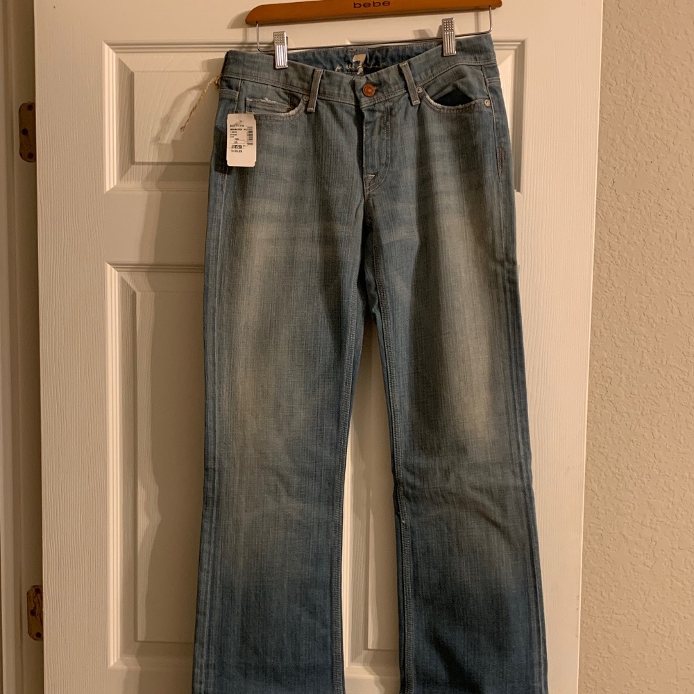 Woman's Jeans* 7 For All Mankind* NWT *Size 28